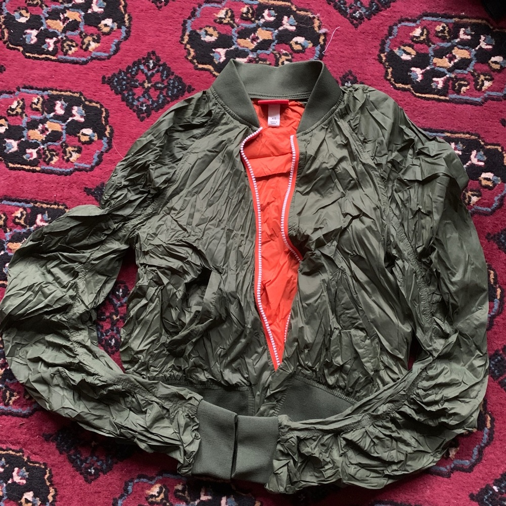 Hunter x Target bomber windbreaker